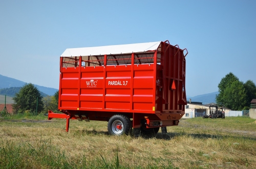 Tiertransporter Pardál 3,7