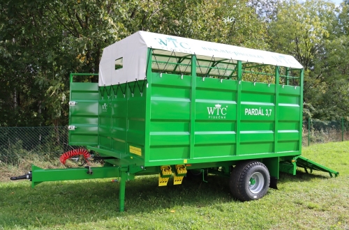 Tiertransporter Pardál 3,7