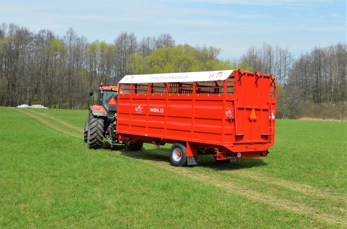 Tiertransporter Pardál 5,5